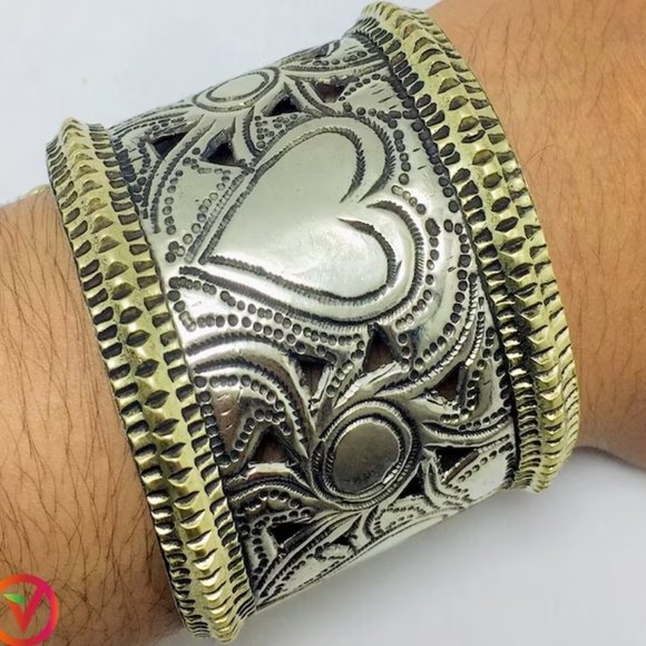 Single Vintage Afghan Cuff Bracelet, Tribal Cuff, Boho Cuff, Boho Jewelry - Picture 3 of 12